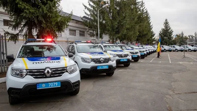 Українській поліції видали новенькі Renault Duster
