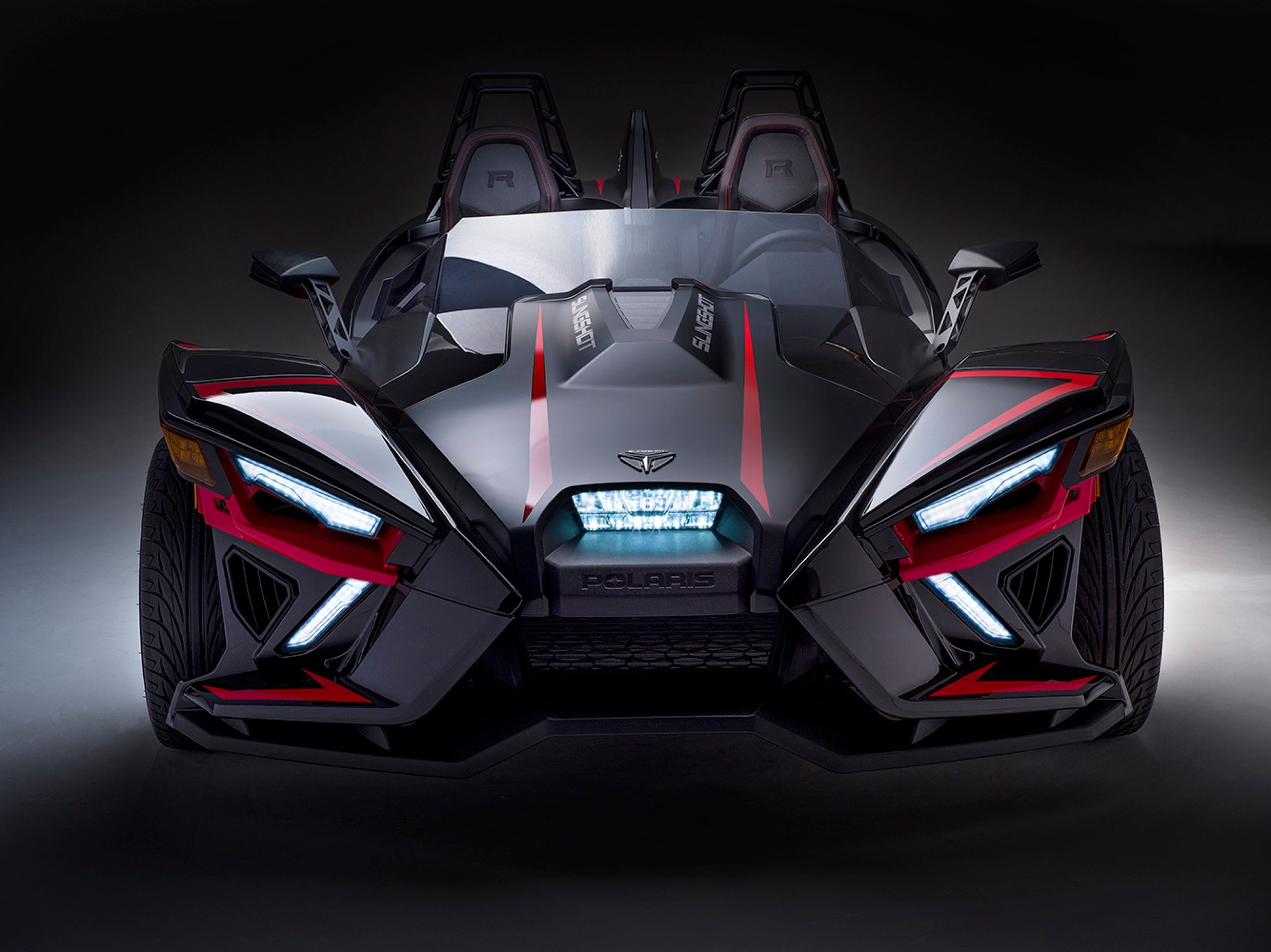 Новый Polaris Slingshot получил 200 лошадей на три колеса