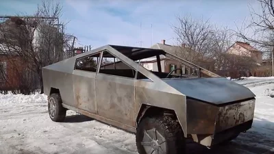 Tesla Cybertruck в Україні – відео – як роблять копію