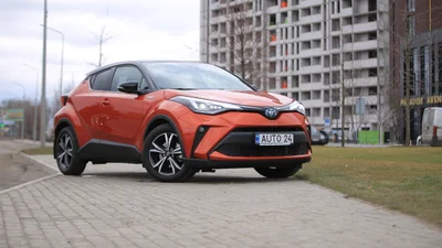 Тест-драйв 2020 Toyota C-HR Hybrid – ціна, огляд в Україні