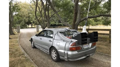Яке життя – така й машина: добірка фото абсурдного тюнінгу та скотч-ремонту