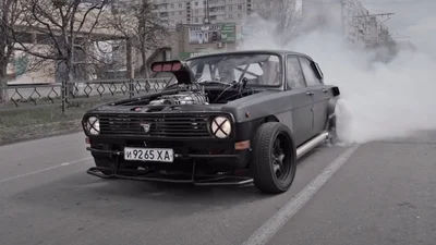 В Харькове построили адскую "Волгу" для дрифта с 5-литровым V8 от Ford