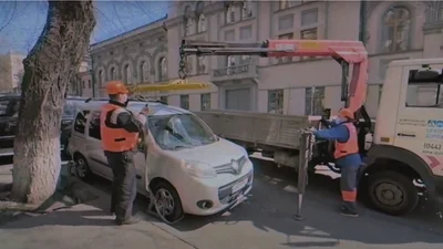 Де паркуються в Києві під час карантину: відео