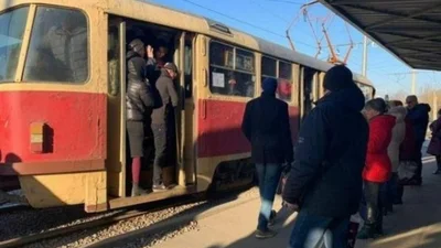 В Києві наземний громадський транспорт почне працювати з 22 травня