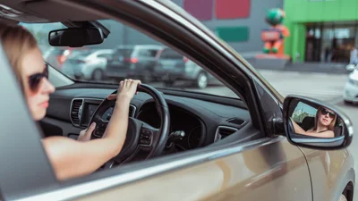 Авто з правим кермом в Україні 2020 – чи можна їздити, закон