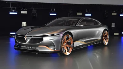 Китайцы показали элегантный, легкий и тихий электрокар с крыльями чайки