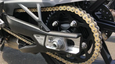 BMW створила мотоциклетний ланцюг, якому ніколи не знадобиться змащування чи підтяжка
