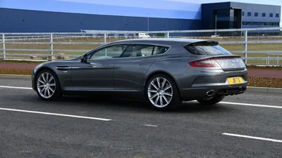 На продаж виставили єдиний у світі універсал Bertone Aston Martin Jet 2+2 Shooting Brake