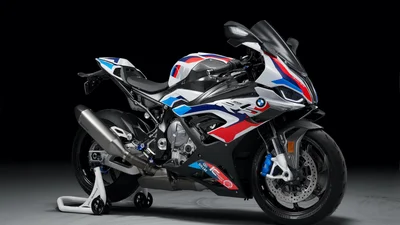 BMW M 1000 RR став першим M-байком в історії баварських мотоциклів