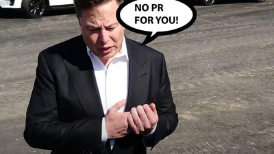 Ілон Маск розпустив PR-підрозділ Tesla