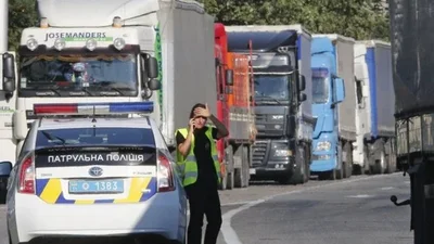 Безпричинна зупинка: як діяти водієві