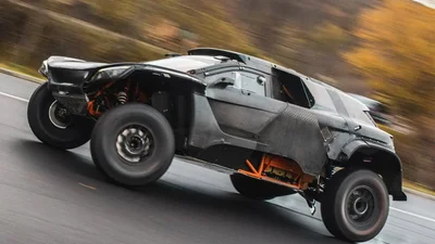 Французи показали перший електричний позашляховик для "Дакара"