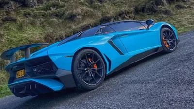 Протаранив Lamborghini Aventador і втік з місця ДТП: відео