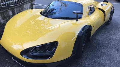 Суперкар OnlyOne P8 2018 року існує в єдиному екземплярі і шукає нового власника