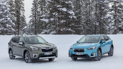 Subaru представила в Україні одразу дві гібридні моделі
