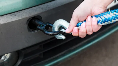 Як буксирувати авто з коробкою-автомат: практичні поради