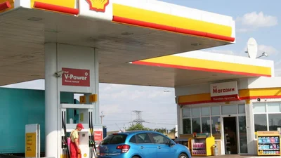 Shell припиняє цілодобову роботу деяких АЗС в Україні