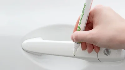 Олівець для підфарбування авто: як підібрати і як користуватись