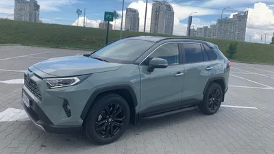 Тест-драйв Toyota RAV4 в Україні: ціна, характеристики