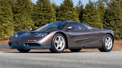 25-річний McLaren F1 продають за 15 млн доларів