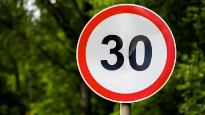 Київські чиновники заговорили про обмеження швидкості до 30 км/год на вулицях столиці