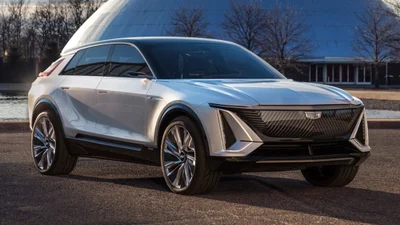 Cadillac раскрыл цены и время появления своих электрических новинок Lyriq и Celestiq