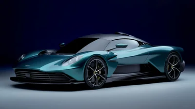 Aston Martin представив серійний гіперкар Valhalla