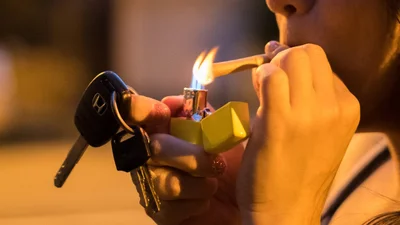 Влияет ли курение марихуаны на вождение: исследование