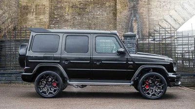 Широкий карбоновий G-Class від Project Kahn отримав дивний спойлер на дах