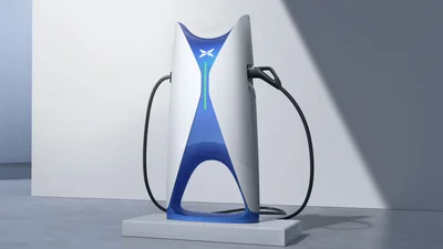 Xpeng представила ультрашвидкісну зарядну станцію
