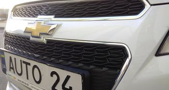 Тест-драйв: Гоняем новый Chevrolet Spark по городским пробкам