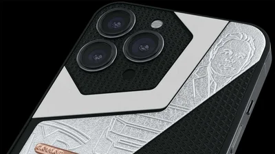 Tesla Model 3 переплавили на ексклюзивні корпуси для iPhone 13 Pro - 30 листопада 2021 - Auto24