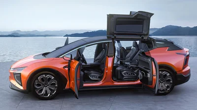 Китайським "Авто року" став шестидверний електрокросовер із запасом ходу у 644 км: фото - 20 грудня 2021 - Auto24