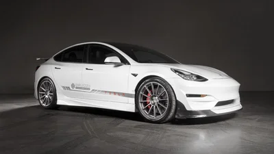 Koenigsegg будет выпускать карбоновые детали для тюнинга Tesla