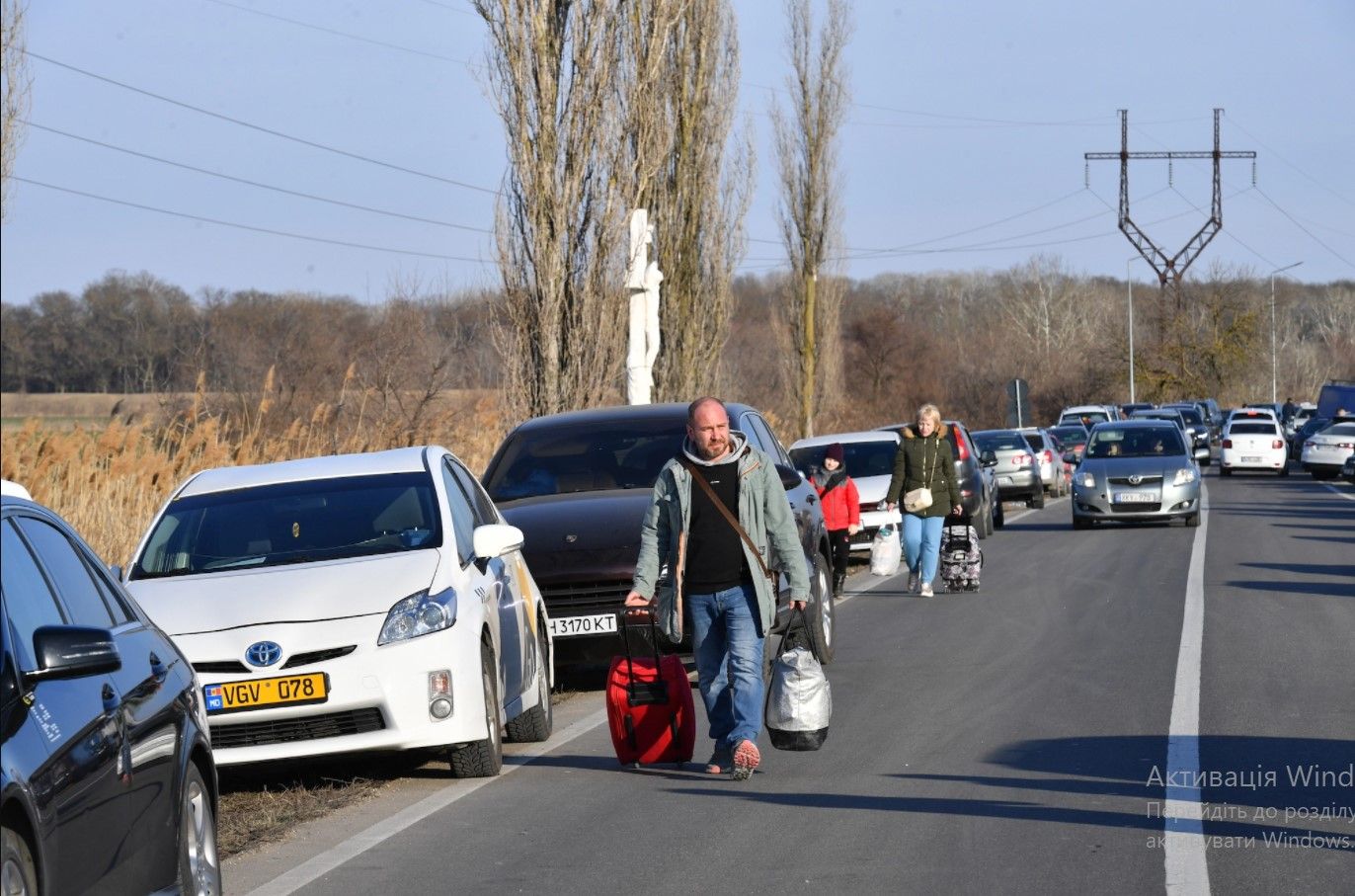 Ситуация на границе с украиной последние новости. Украинские машины. Z на автомобиле. Обстановка на границе с Украиной. Молдова границы.