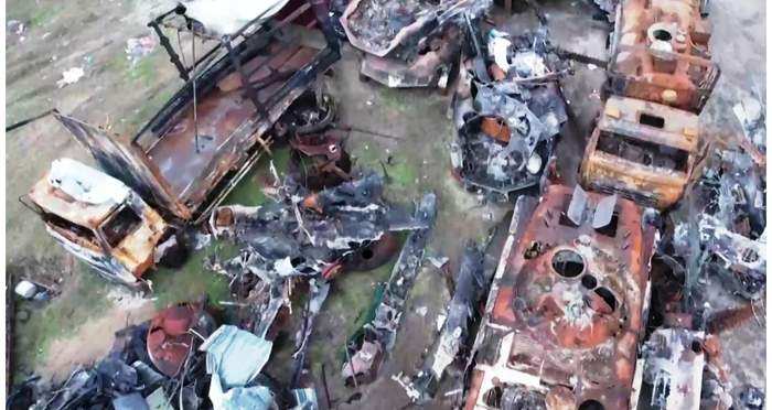 В Буче показали свалку уничтоженной вражеской техники 1