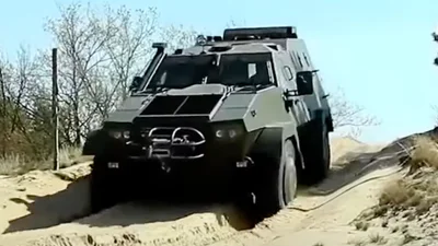 ЗСУ використовують українські БТР, зроблені у Польщі - 20 травня 2022 - Auto24