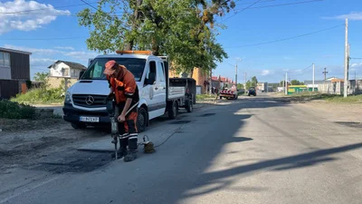 Дорогу между Мощуном и Горенкой на Киевщине начали восстанавливать
