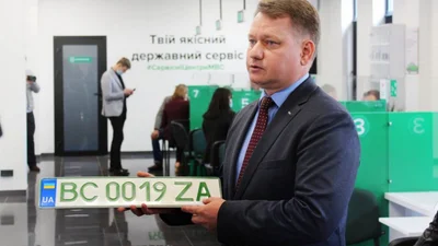 Літери "Z" та "V" на автомобільних номерах: чи потрібно міняти номерні знаки? - 30 травня 2022 - Auto24