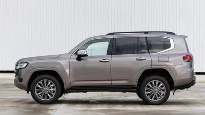 Toyota Land Cruiser 300 та Lexus LX вже неможливо замовити - Auto24