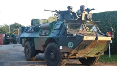 Французские бронетранспортеры VAB уже защищают украинских бойцов: видео