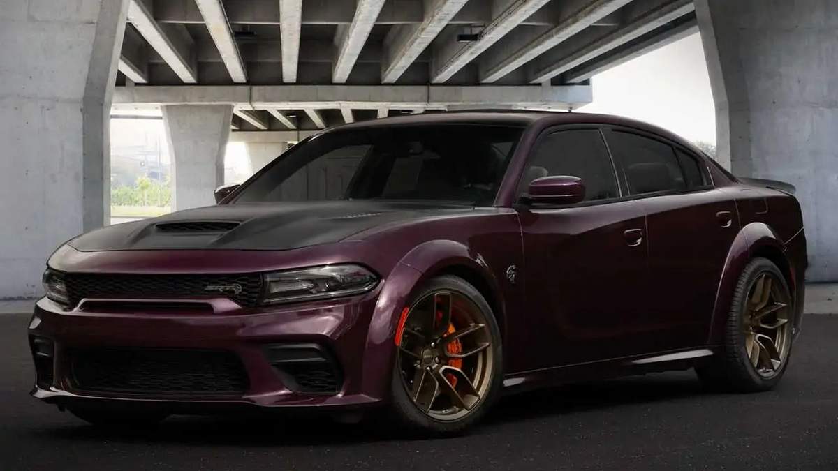 Новые Dodge Charger и Challenger полностью отказываются от традиционных  двигателей - 2 августа 2022 - Auto24