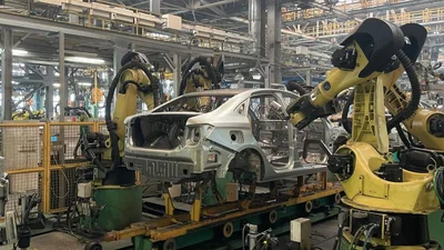 АвтоВАЗ увольняет половину персонала одного из заводов