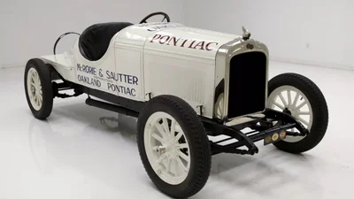 Первый спортивный Pontiac выставлен на аукцион