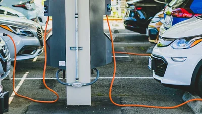 Украинцы покупают больше новых электромобилей: итоги октября