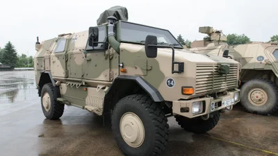 Україна отримала ще 20 німецьких бронемашин Dingo ATF