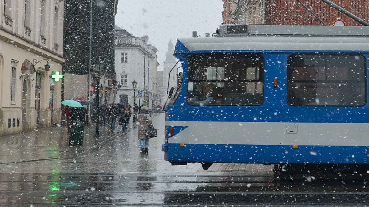 Снег с дождем для авто – последствия, проблемы и что делать