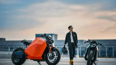 Представлено електричний мотоцикл за $27 тисяч з запасом ходу 400 кілометрів