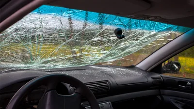 Чому не спрацювали подушки безпеки в авто: причини