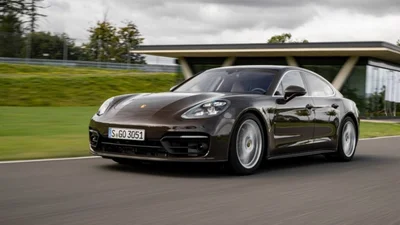 Bentley та Porsche відкликають велику кількість автомобілів через ризик займання